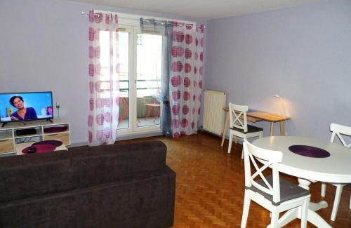 Le Lacassagne avec parking