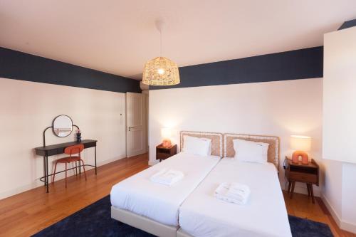 FLH Liberdade Spacious Apartment with Parking