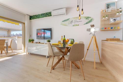 Little Hawaii Apartments