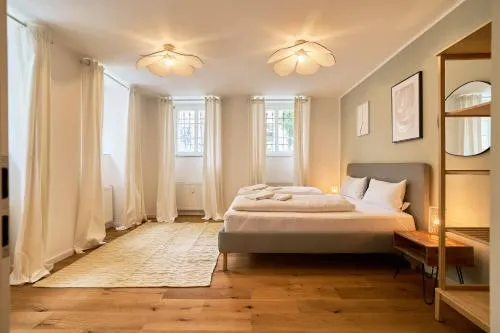 Urban Base Apartment for 9 in Berlin Mitte photo 1