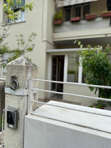 a house with a security box on a balcony at Casakevauri in Venice