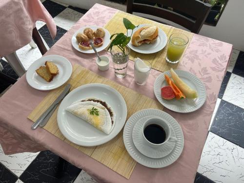 Jídlo v hotelu nebo okolí