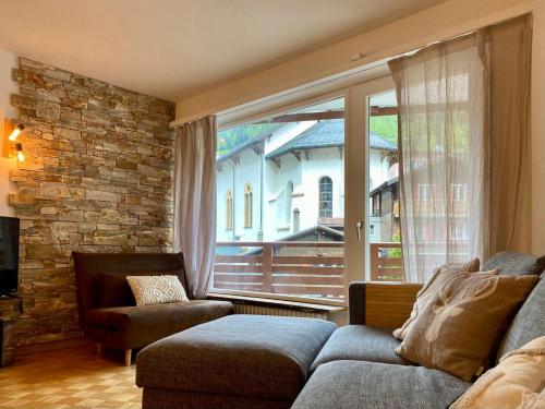 Ruang duduk di Best views and location in Leukerbad!