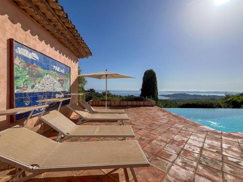 Villa Provençale de Charme avec Piscine et Vue mer