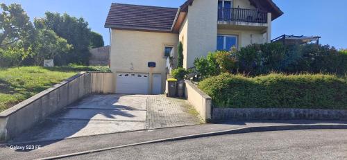 Hébergement Privé à Larnod