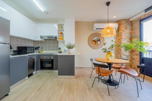 Kuchyň nebo kuchyňský kout v ubytování La Cuadra By Wynwood House