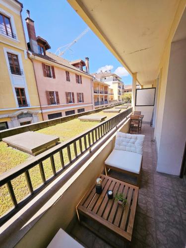 T2 avec balcon - Rue Royale 5min du Lac