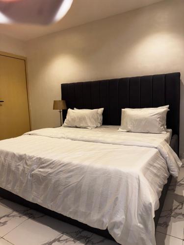 Gallery image of Debdan Luxury Apartments in Araromi