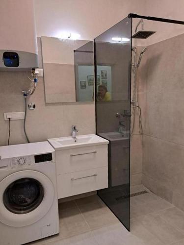 Apartments and rooms with parking space Premantura, Medulin - 24363