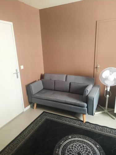 Photo de la galerie de l'établissement Chambre moderne meublé, à Saint-Étienne