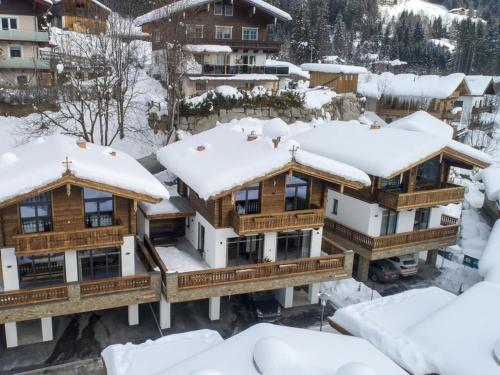 Chalet in Neukirchen near Ski Lift