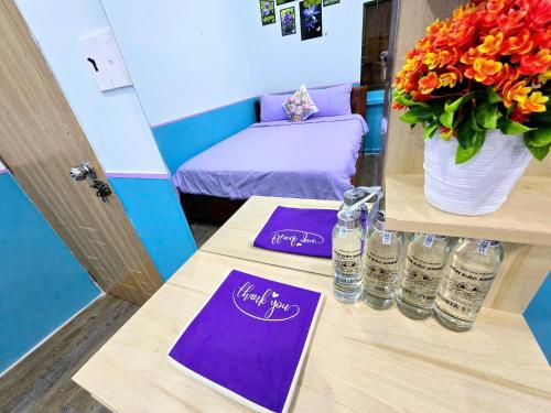 Postel nebo postele na pokoji v ubytování Thiên Sơn Hotel Côn Đảo