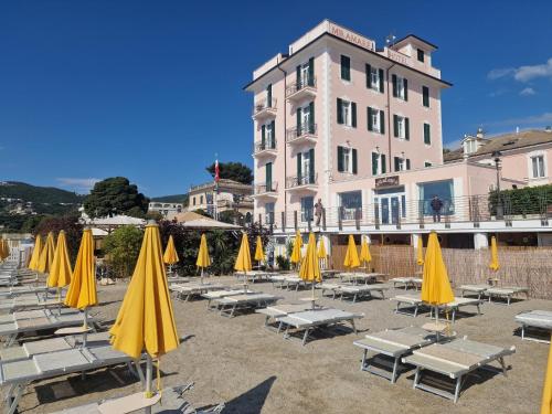 Φωτογραφία από το άλμπουμ του Hotel Miramare σε Spotorno