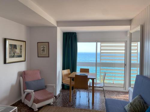 Mediterranean apartment in Lloret de Mar next to the Sea