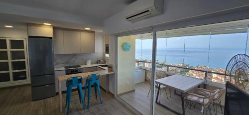 Blue Horizon Suite Marbella - Luxury apartment by the sea