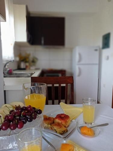 Η κουζίνα ή μικρή κουζίνα στο Galiakis rooms
