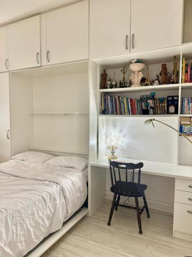 Small Cosy Studio in Paris