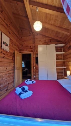 Postel nebo postele na pokoji v ubytování Plitvice ZG