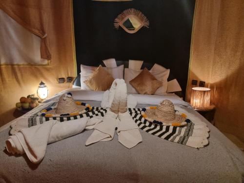Ένα ή περισσότερα κρεβάτια σε δωμάτιο στο Horaz luxury camp