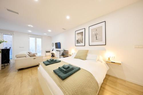 Postel nebo postele na pokoji v ubytování Cartagena Centro Puerto Nova