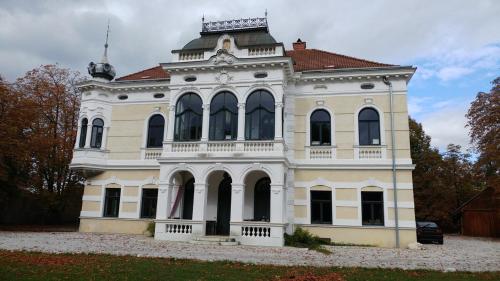 Apartment Vintage in Herrschaftsvilla