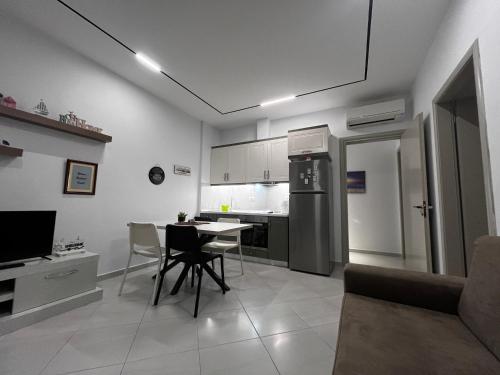 Gallery image of Beach House Gjiri i Lalzit in Mullini i Danit