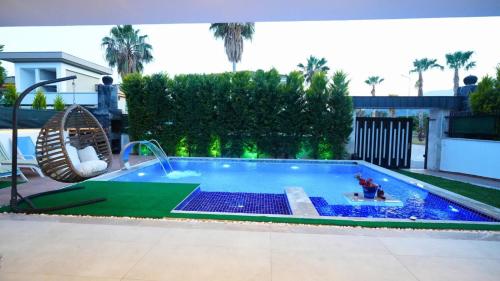 Kolam renang di atau dekat dengan Çamyuva Lüks Villa