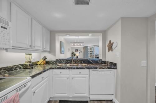 Oceanfront Condo Huge Pools Top Rated Ocean Creek Resort photo 9