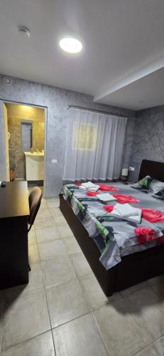 Postel nebo postele na pokoji v ubytování DNT HOUSE &spa