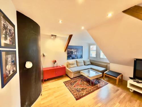 Attic 15 Min To Charles Bridge