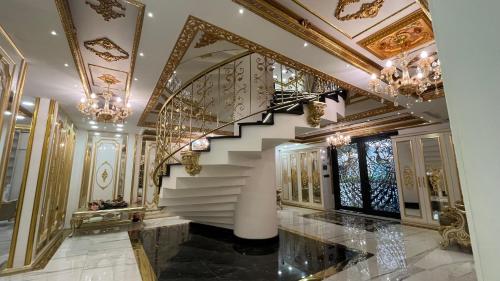 Φωτογραφία από το άλμπουμ του Luxury Skylights Villa σε Kullar