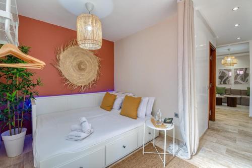 Postel nebo postele na pokoji v ubytování NEW Gueliz Plaza View Apartment