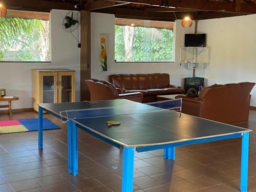 Pingue-pongue em Hotel Paraíso dos Alpes ou nos arredores