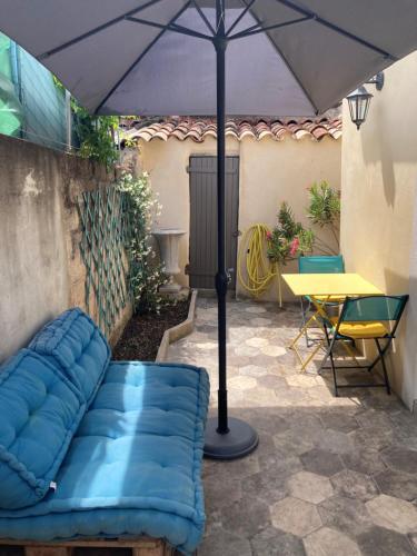 Le studio D'auguste- Cœur de Nîmes-chaleureux-emplacement idéal