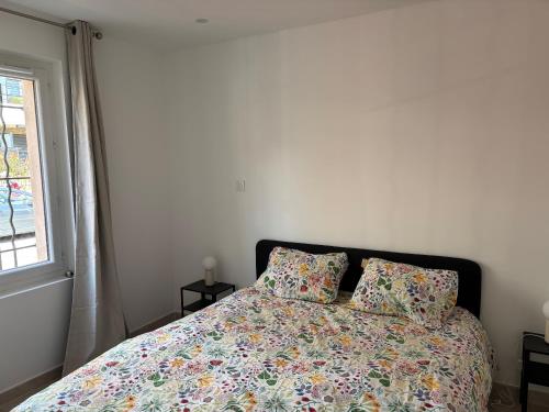Superbe Appartement rénové à 150 mètres de la plage de Fréjus