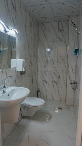 Koupelna v ubytování Semih Otel