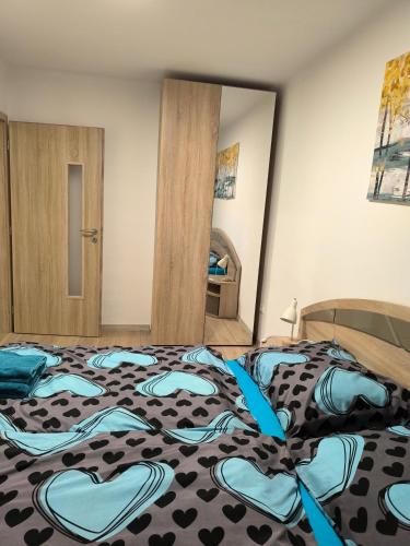 Ένα ή περισσότερα κρεβάτια σε δωμάτιο στο New Apartment ISLAND s "Free parking"