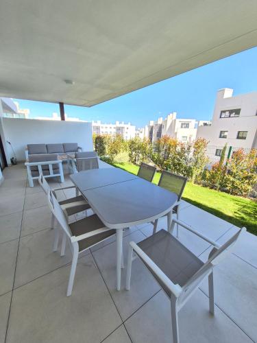 Happy Travel Lily Home Higueron