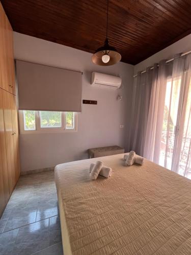 Gallery image of Artemis Vassilikos in Vasilikos