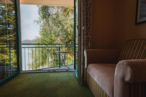 Nespecifikovaný výhled na hory nebo výhled na hory při pohledu z hotelu