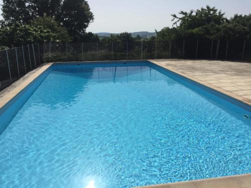 Gîte Prestige avec Sauna, Spa, Piscine & Loisirs 15 pers