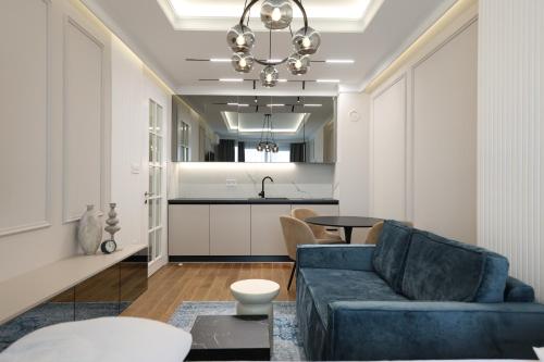 Χώρος καθιστικού στο GRAND LUX view