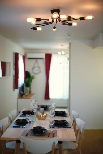 SCD155 Private House for 9 with Rooftop in Ikebukuro, Direct Access to Tokyo's Core Commercial Districts