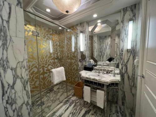 Ένα μπάνιο στο Yuncheng Jianguo Hotel