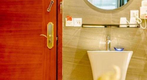 Ένα μπάνιο στο Uniton Hotel Shenzhen
