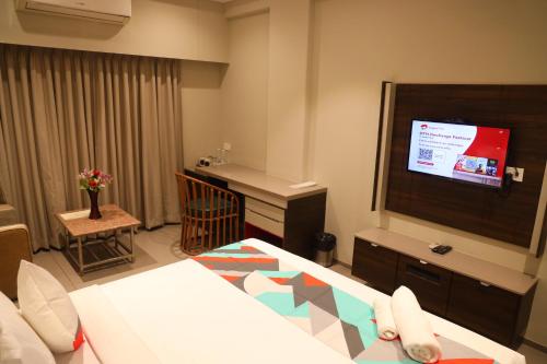 Televisyen dan/atau pusat hiburan di The Himalaya Park