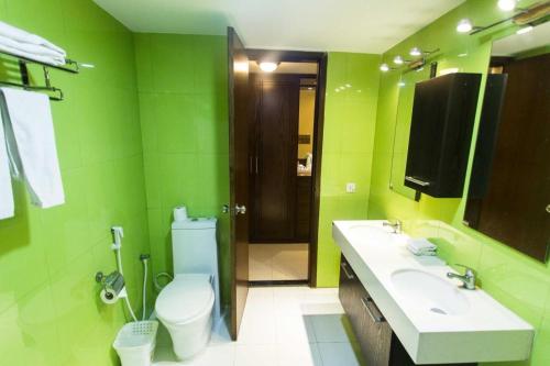 Bilik mandi di Nordic Hotels