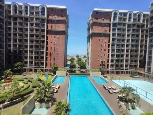 Πισίνα στο ή κοντά στο BP1637 Facing Pool with Balcony near MOA BP1637