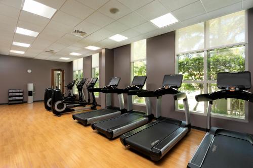 Fitness centrum a/nebo fitness zařízení v ubytování Hyatt House San Juan