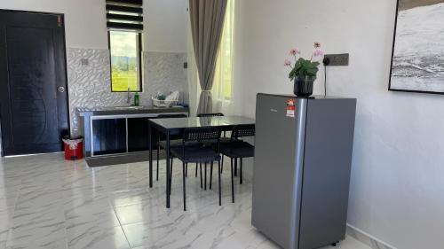 Кухня или мини-кухня в NEW ! ! Johari Homestay Perlis
